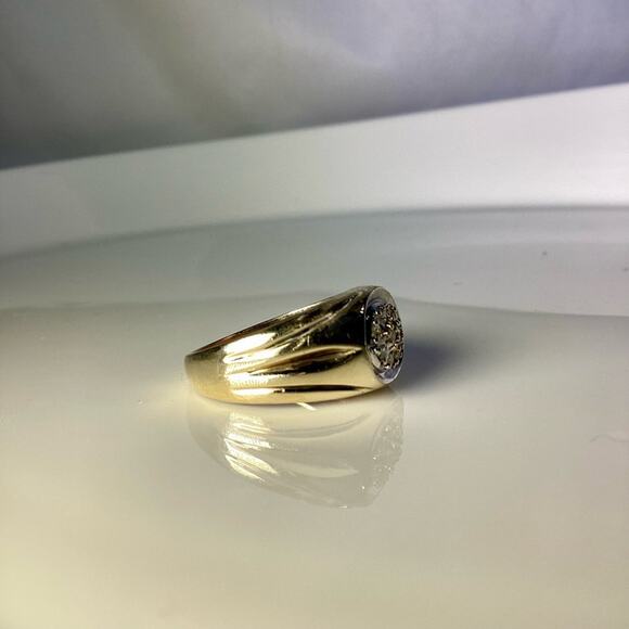 10K Gold & Diamonds Men Cluster Ring - Picture 4 of 13